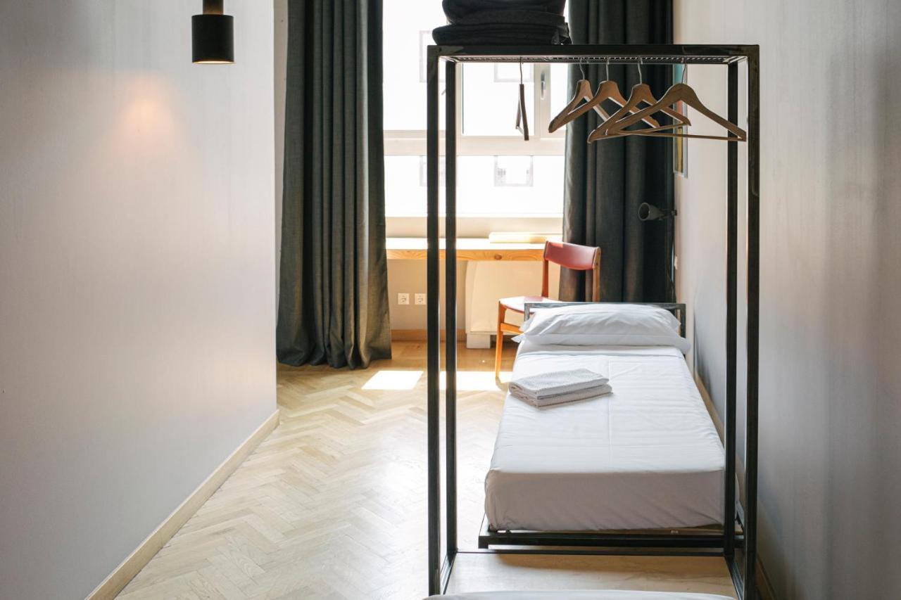 Hostel Casabase Mediolan Zewnętrze zdjęcie